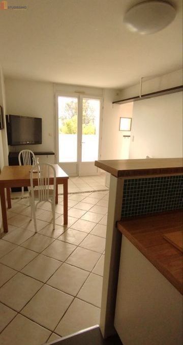 Studio 27m² Saint-Pierre-des-Corps - Meublé, DPE C - Photo 1