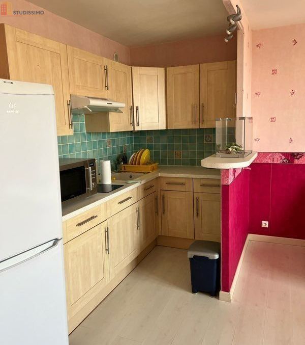 Studio meublé 33m² La Riche - Meublé, dernier étage - Photo 2