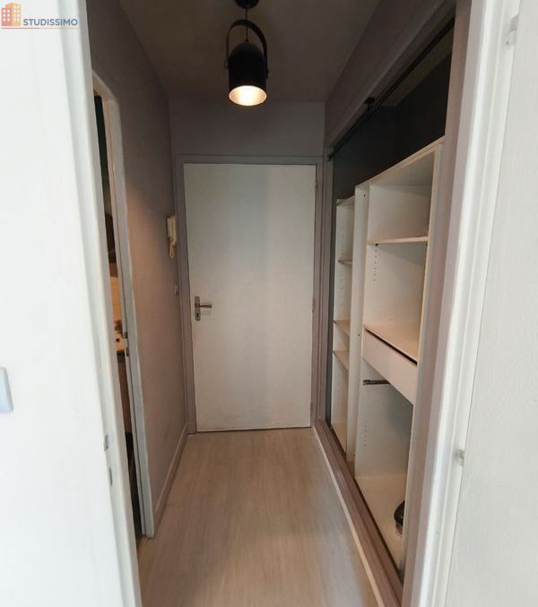 Studio 18m² Joué-lès-Tours - Rez-de-chaussée, vue paysagère - Photo 1