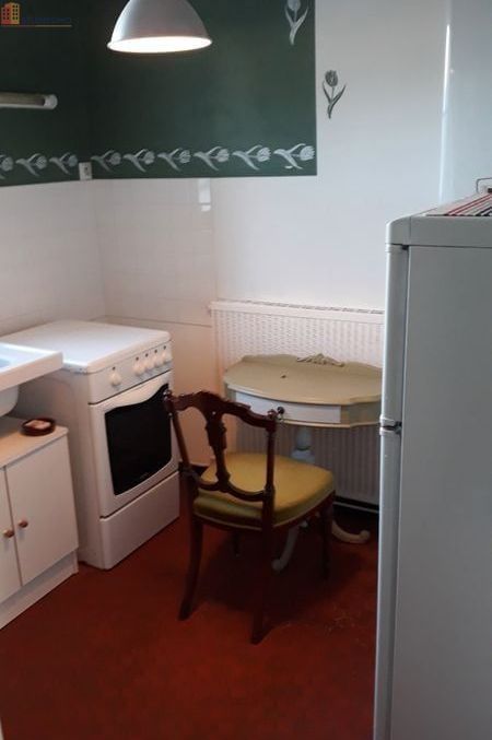 Studio meublé 29m² Chinon 37500 - Coeur de ville, 3e étage - Photo 1
