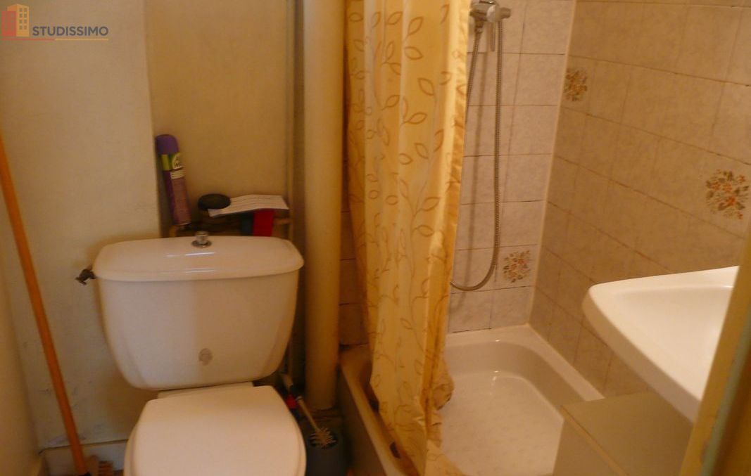 Studio meublé 30m² Grenoble Championnet - Meublé, 2e étage - Photo 1