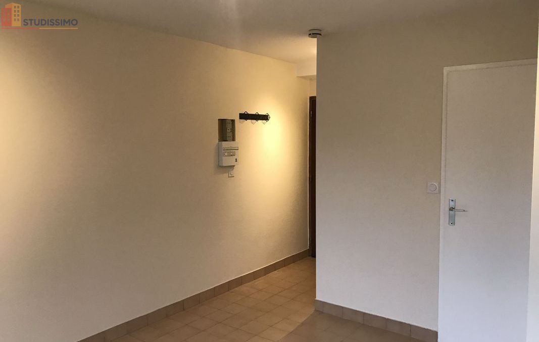 Studio 19m² Saint-Martin-d'Hères - DPE D - Photo 15