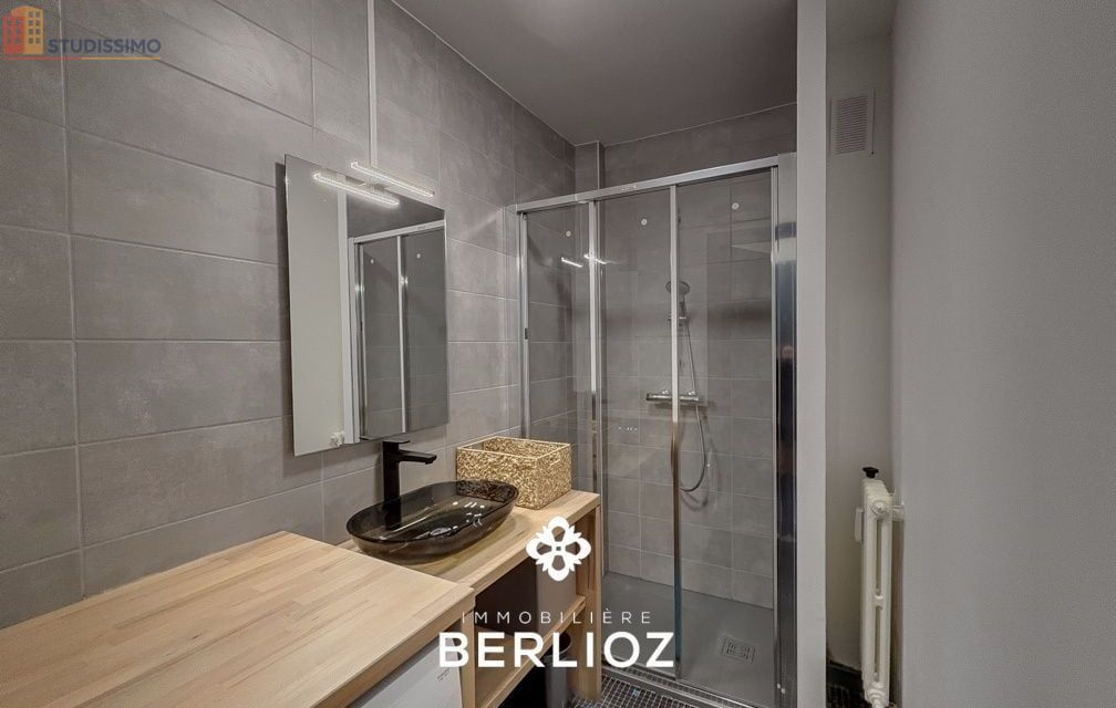 Studio meublé 30m² Grenoble 38100 - Lumineux, 3e étage - Photo 3