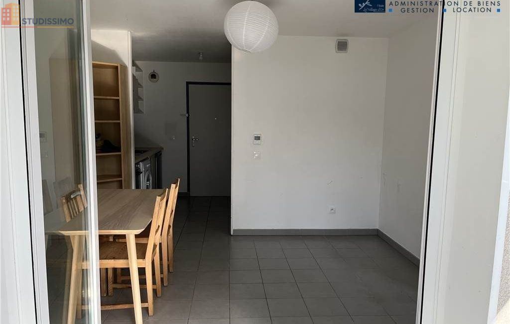 Studio meublé 30m² Grenoble 38000 - Meublé, 5e étage - Photo 4
