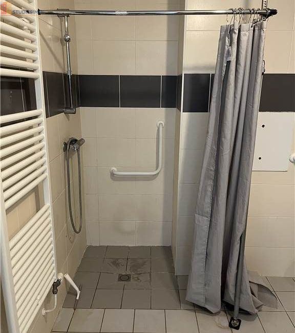 Studio meublé 30m² Grenoble 38000 - Meublé, 5e étage - Photo 2