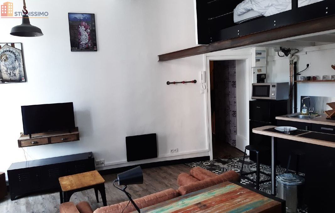 Studio 25m² Grenoble centre - Meublé, rénové style industriel - Photo 2
