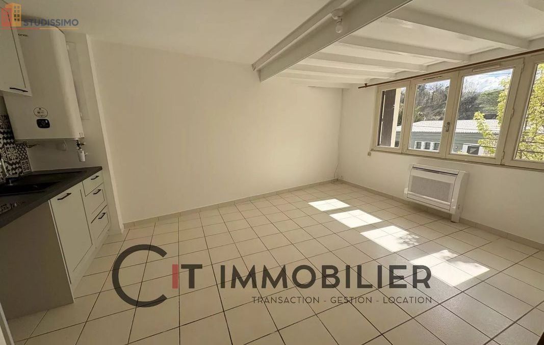 Studio 27m² La Tour-du-Pin - 1er étage, DPE D - Photo 17