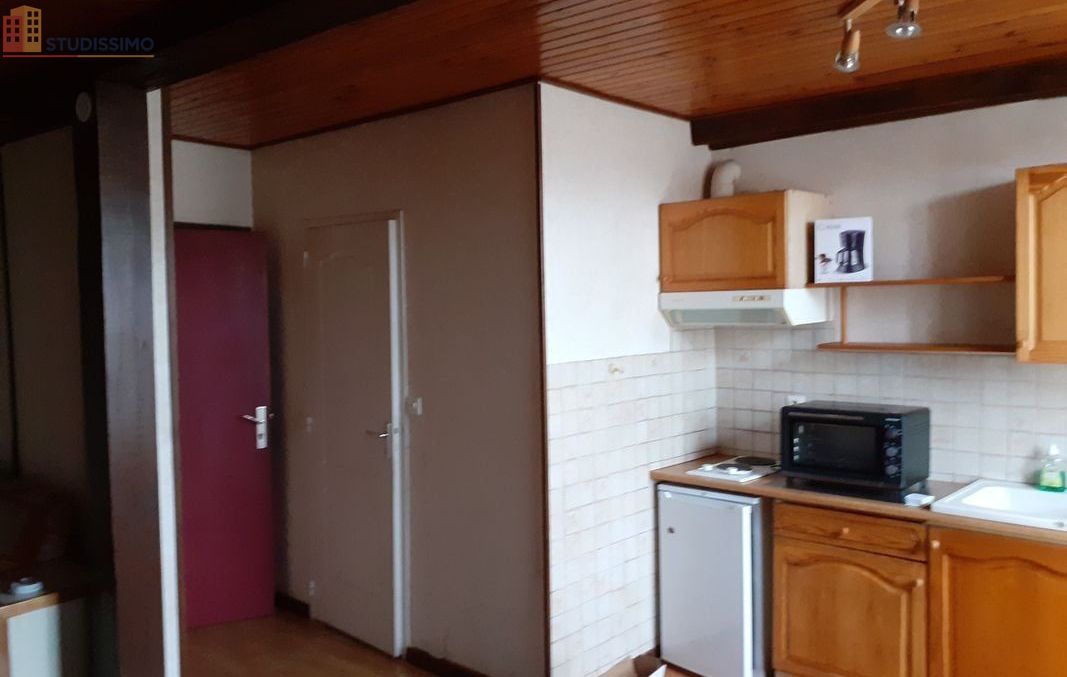 Studio meublé 28m² La Côte-Saint-André - Lumineux, 2e étage - Photo 3