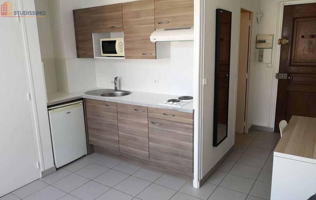 Studio meublé 18m² Grenoble centre - Lumineux, 3e étage - Photo 6