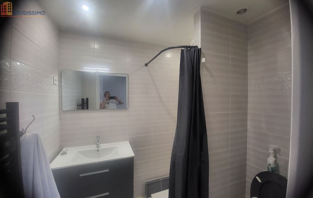 Studio meublé 20m² Grenoble 38000 - 6e étage, lumineux - Photo 4