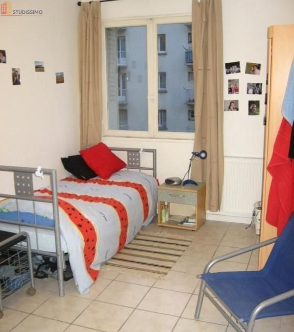 Studio meublé 12m² Grenoble centre - Meublé, 4e étage - Photo 4