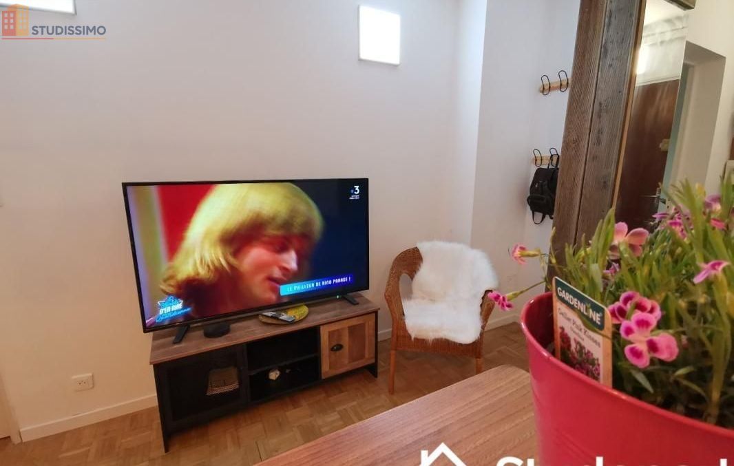 Studio meublé 10m² Saint-Martin-d'Hères - Meublé - Photo 12