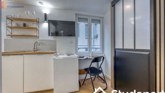 Studio meublé 10m² Grenoble centre - Lumineux, 4e étage - Photo 2