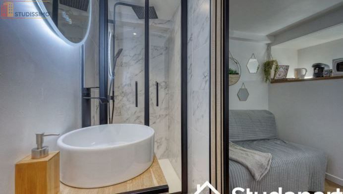 Studio meublé 10m² Grenoble centre - Lumineux, 4e étage - Photo 1
