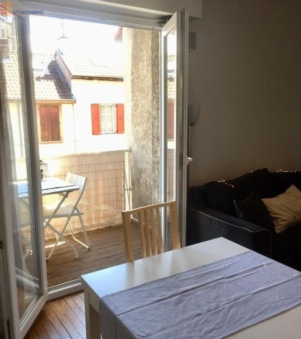 Studio meublé 26m² Grenoble centre - Meublé, 1er étage - Photo 2