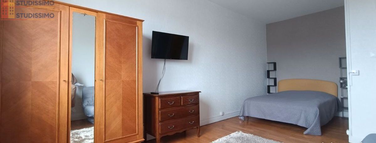 Studio meublé 36m² Grenoble centre - 7e étage, lumineux - Photo 2