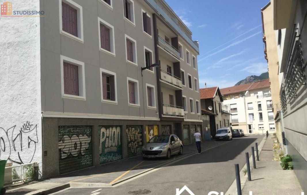 Studio meublé 15m² Grenoble centre - Calme, lumineux - Photo 3