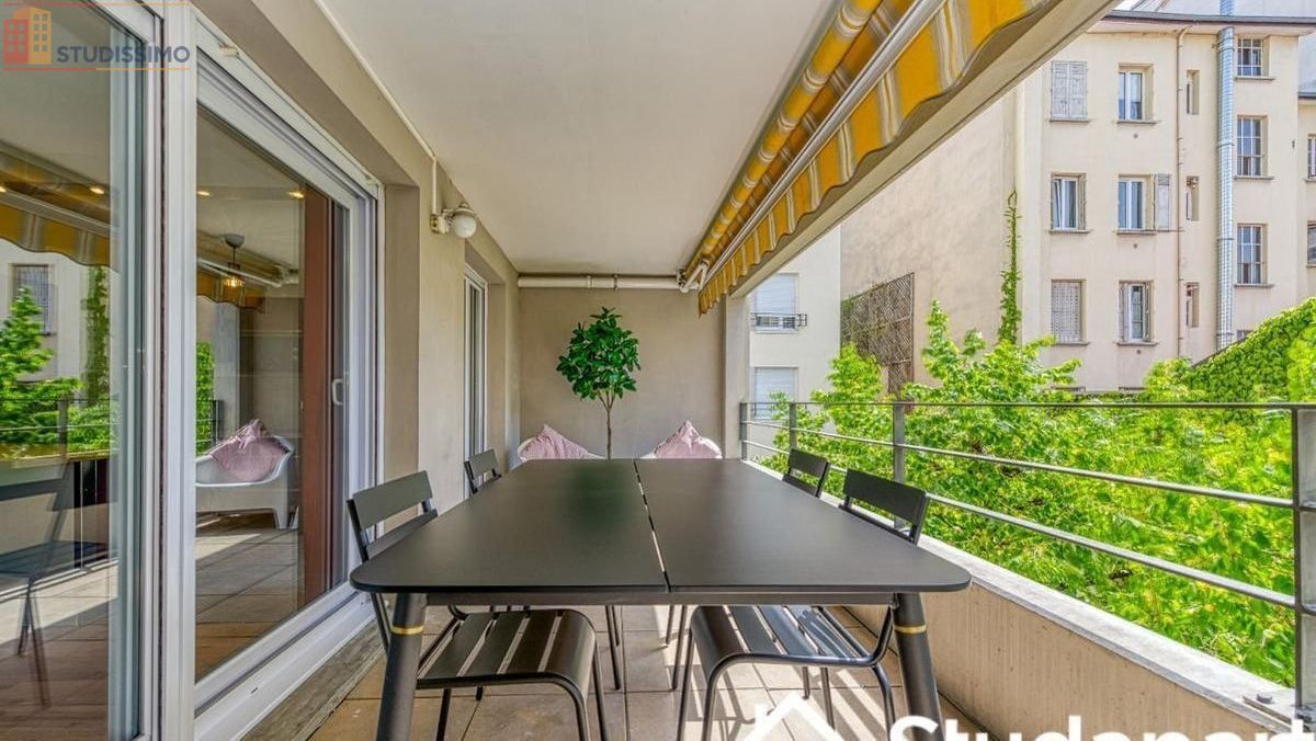 Studio meublé 11m² Grenoble centre - Meublé, 1er étage - Photo 11