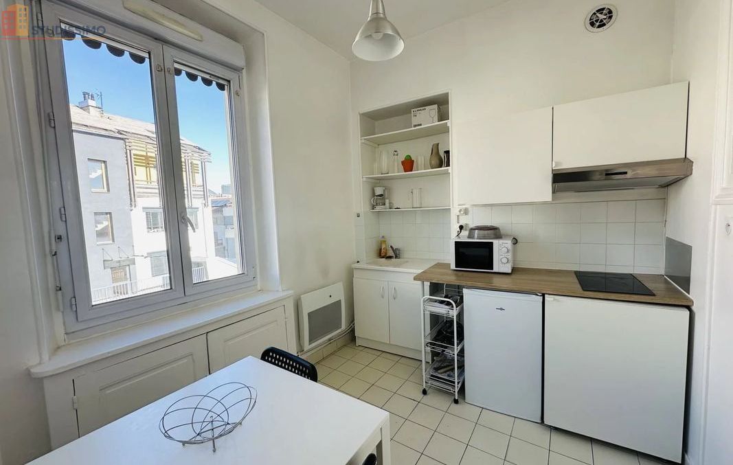 Studio meublé 25m² Grenoble centre - Meublé, calme - Photo 16