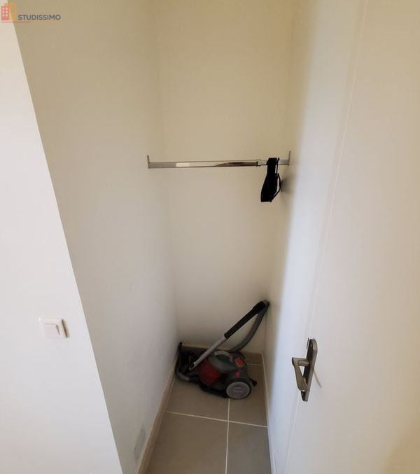 Studio meublé 28m² Grenoble centre - Lumineux, 4e étage - Photo 8