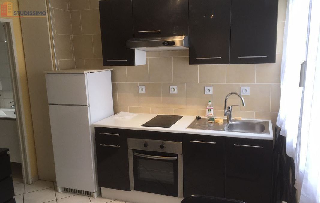 Studio 17m² Grenoble 38000 - Meublé, stationnement - Photo 3