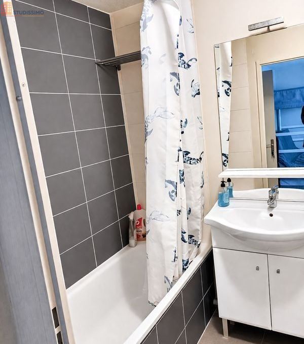 Studio meublé 23m² Grenoble 38000 - Résidence récente, 5e étage - Photo 2