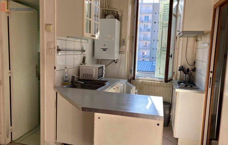 Studio meublé 30m² Grenoble centre - Calme, 2e étage - Photo 3