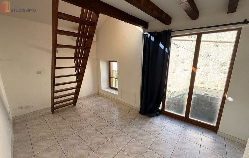 Studio à Gières