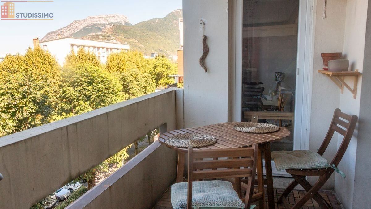 Studio meublé 38m² Grenoble 38100 - Lumineux, 5e étage - Photo 9