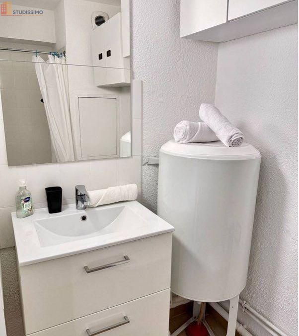 Studio meublé 16m² Grenoble centre - Lumineux, 5e étage - Photo 11