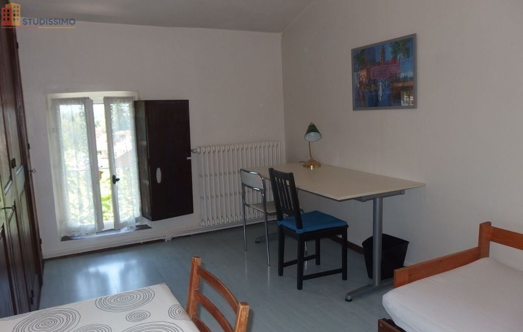 Studio 181m² Meylan - Meublé, étage élevé - Photo 5