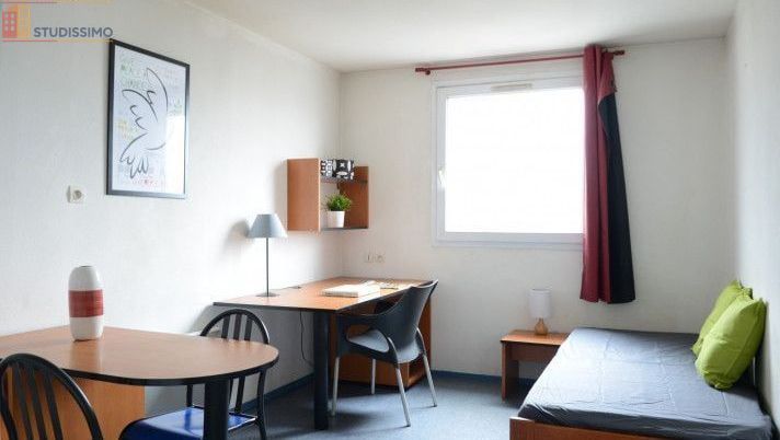 Studio meublé 18m² Saint-Martin-d'Hères - 7e étage, lumineux - Photo 25
