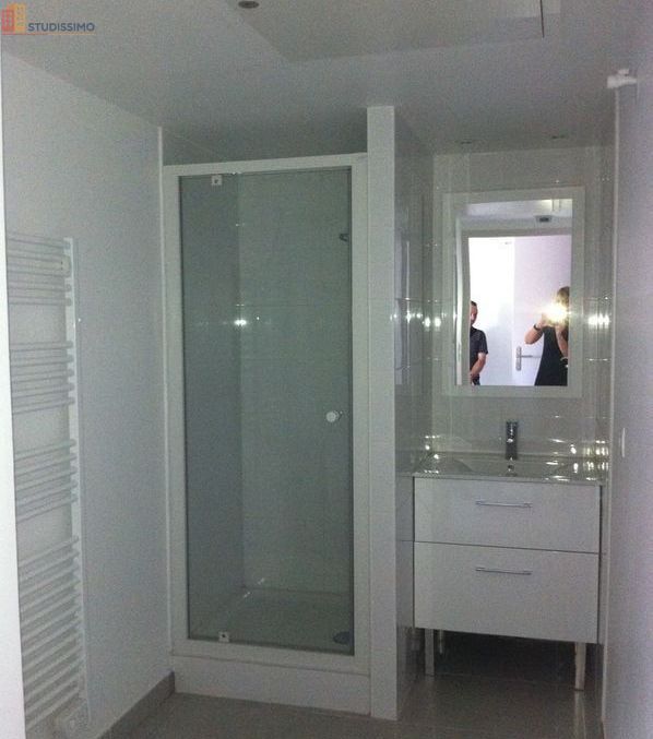 Studio 19m² Grenoble 38100 - Garage, DPE D - Photo 3