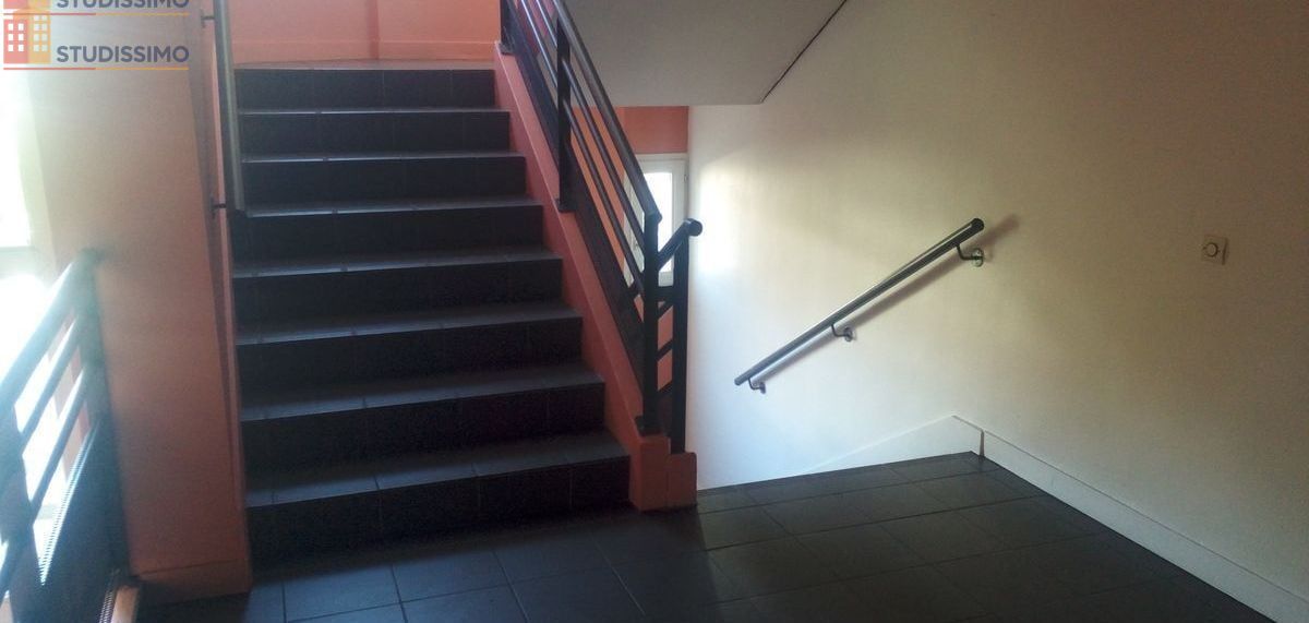 Studio meublé 18m² Saint-Martin-d'Hères - Résidence sécurisée, campus - Photo 10