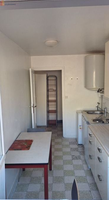 Studio meublé 31m² Grenoble 38000 - Meublé, 1er étage - Photo 9