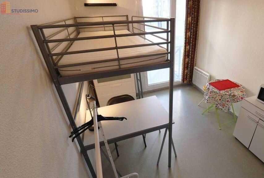 Studio meublé 14m² Grenoble centre - Meublé, 1er étage - Photo 1