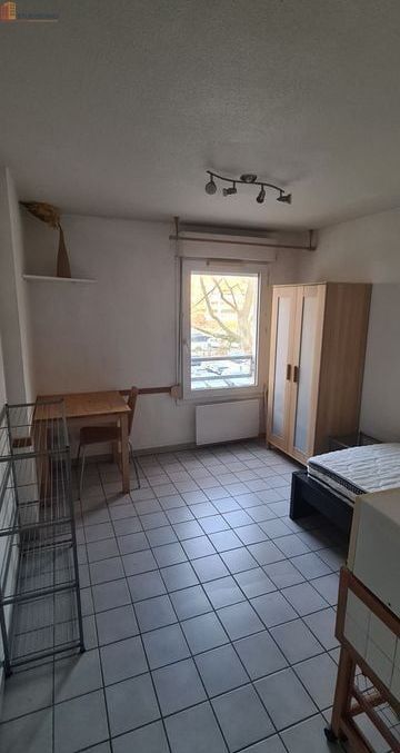 Studio meublé 17m² Grenoble centre - Face gare, lumineux - Photo 2