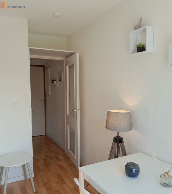 Studio meublé 16m² Grenoble 38100 - Centre-ville, parking - Photo 1