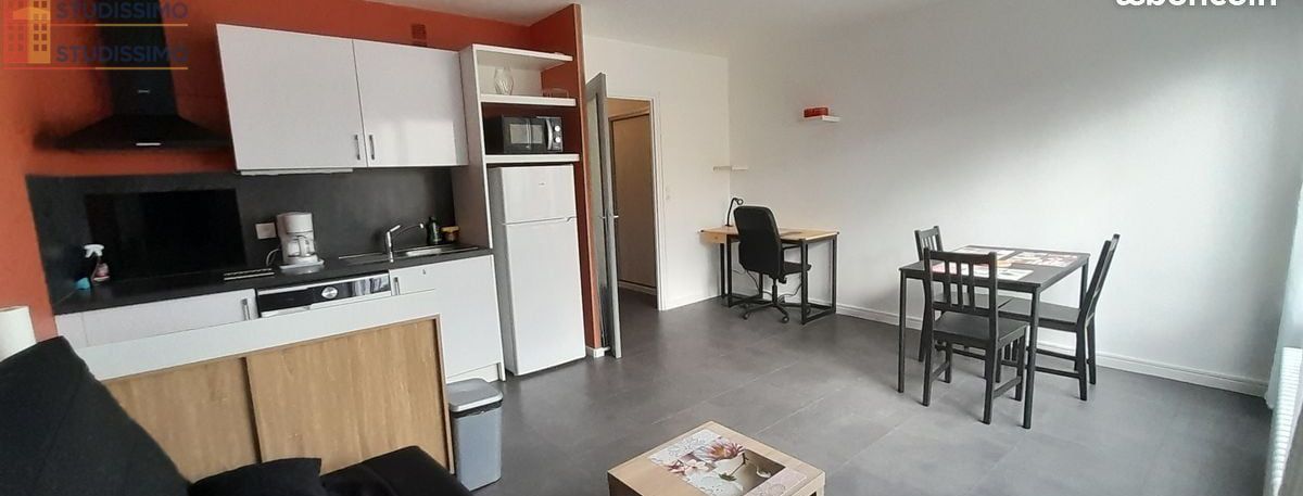 Studio meublé 28m² Bourgoin-Jallieu - Meublé, 2e étage - Photo 2