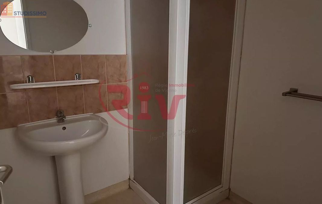 Studio 32m² Beaurepaire - DPE D, 1er étage - Photo 6