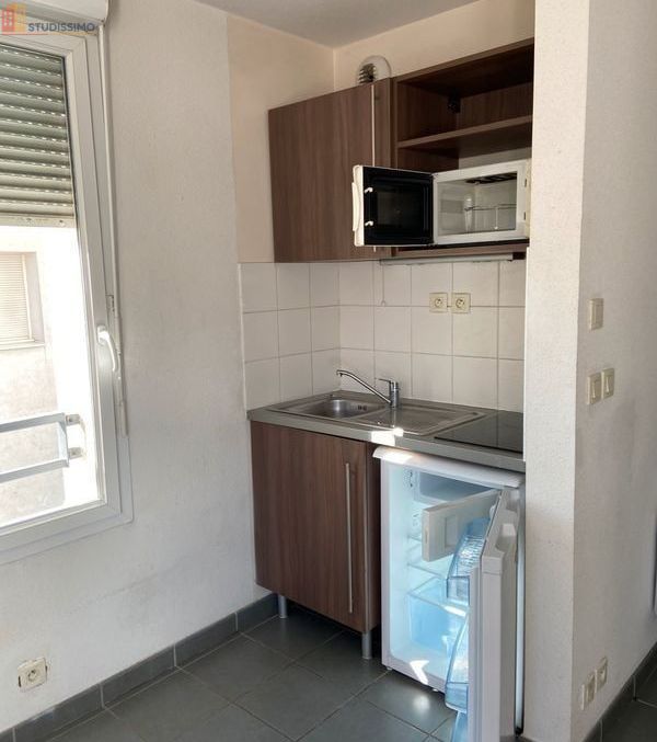 Studio meublé 20m² Grenoble centre - Résidence sécurisée, 4e étage - Photo 2