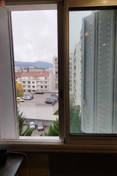 Studio 10m² Grenoble 38100 - Meublé, étage élevé - Photo 5