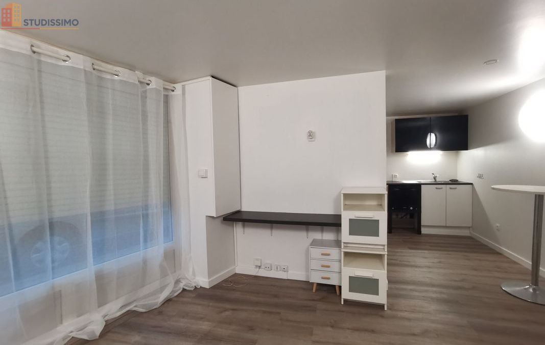 Studio meublé 25m² Le Pont-de-Claix - Meublé, DPE D - Photo 8
