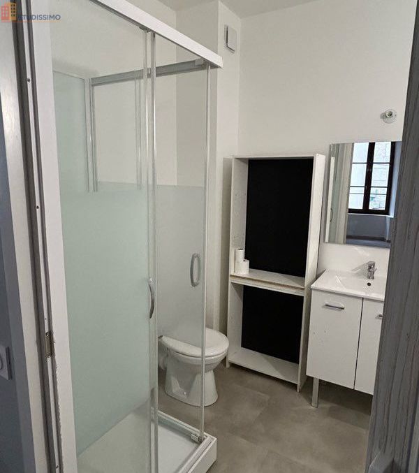 Studio meublé 20m² Dole - Semi-meublé, centre-ville - Photo 3