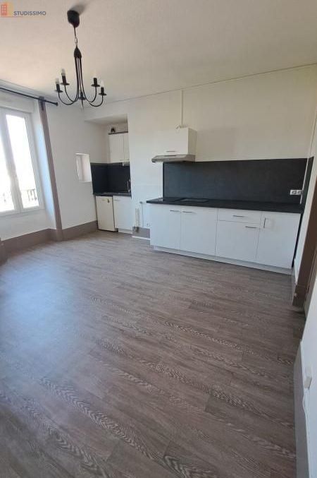 Studio 35m² Lons-le-Saunier - 2e étage, lumineux - Photo 9