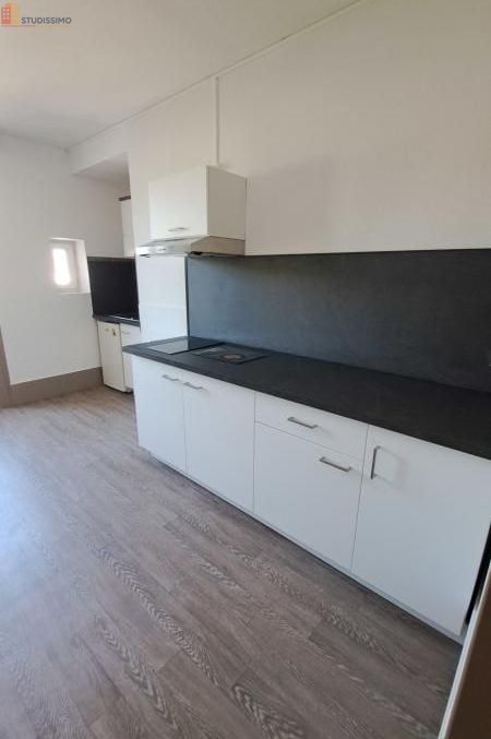 Studio 35m² Lons-le-Saunier - 2e étage, lumineux - Photo 8