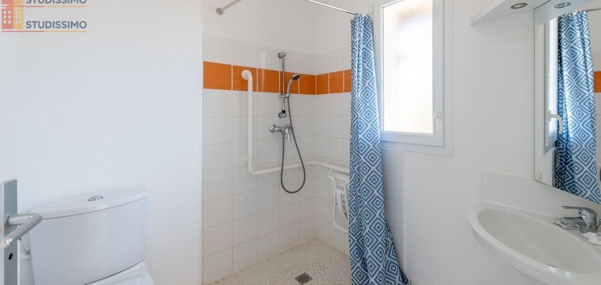 Studio meublé 22m² Parentis-en-Born - Meublé, DPE C - Photo 3