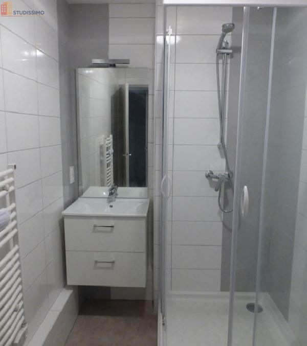 Studio 24m² Lons-le-Saunier - 1er étage, lumineux - Photo 2