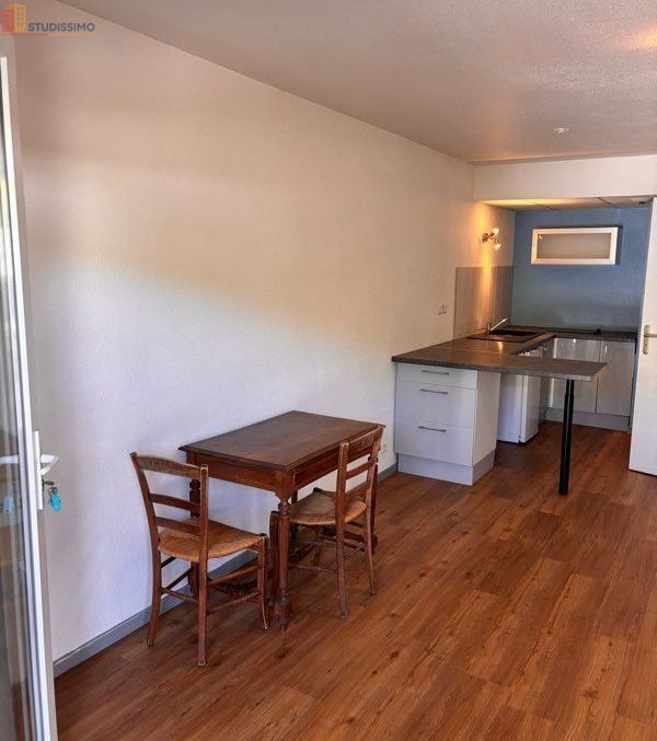 Studio meublé 24m² Moirans-en-Montagne - Parking privé - Photo 19