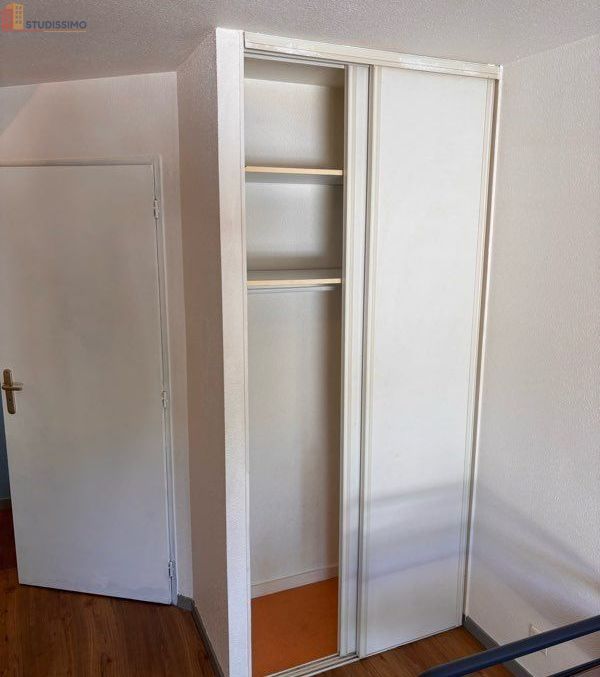 Studio meublé 24m² Moirans-en-Montagne - Parking privé - Photo 18